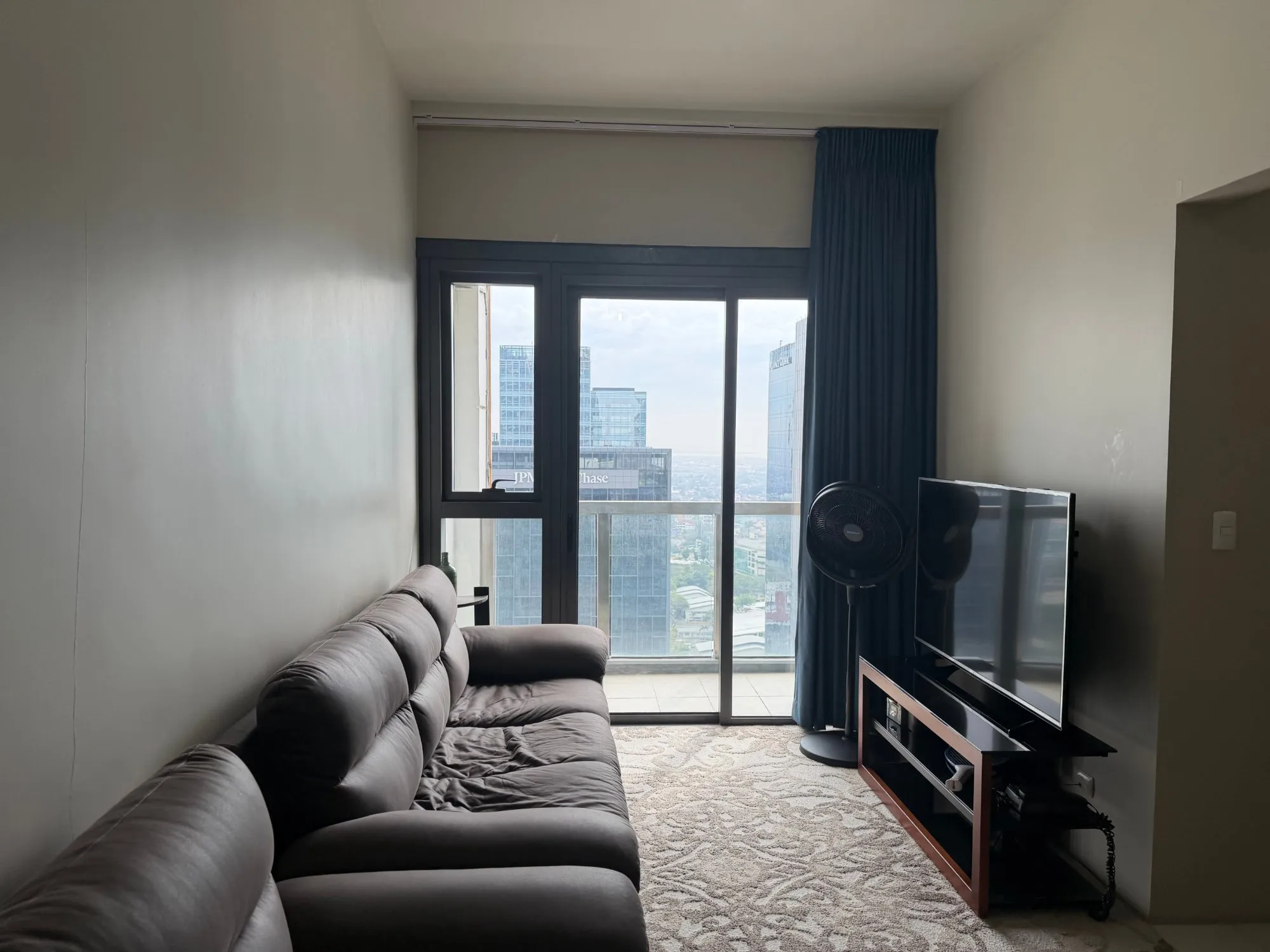 Two-bedroom residence with terrace
